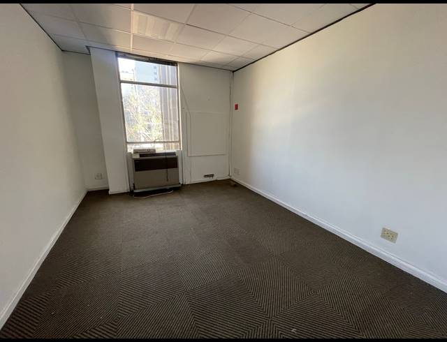 180M² OFFICE TO LET IN ROSEBANK